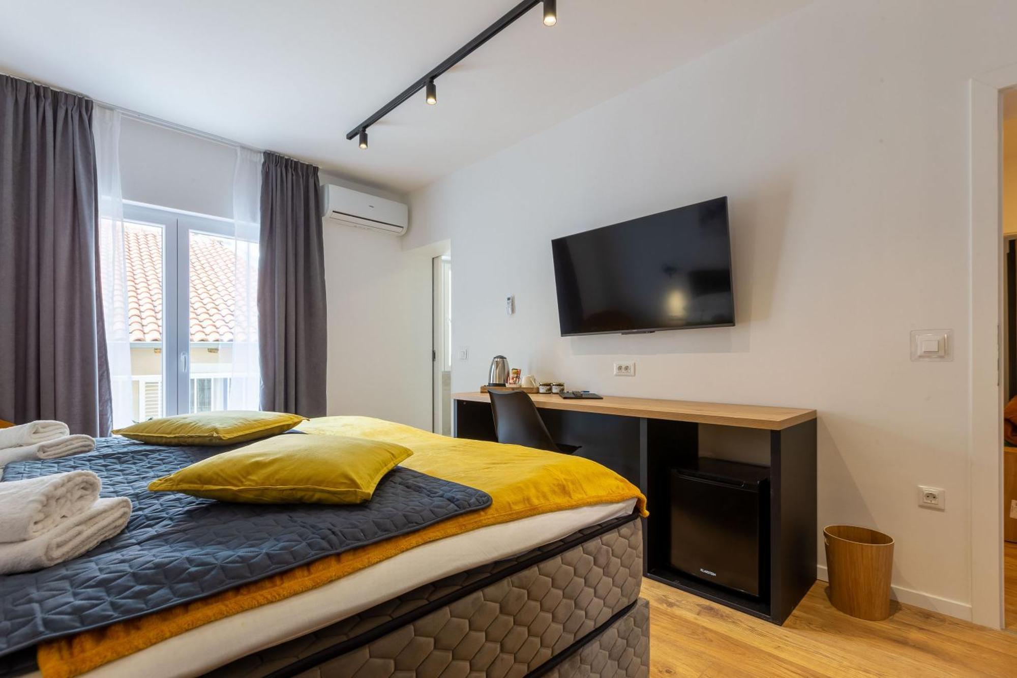 2M Exclusive Rooms Zadar Extérieur photo