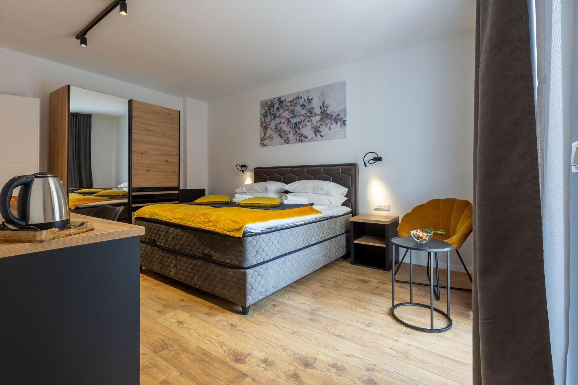 2M Exclusive Rooms Zadar Extérieur photo